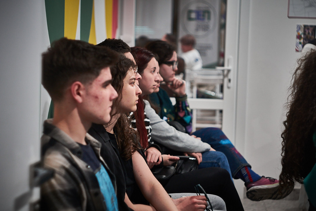 Урбанізовані дівчата, Проведення лекцій для цільової аудиторії: фото 1